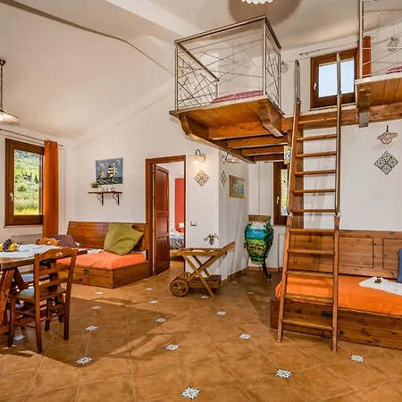 Anna E Cantina Vito Vicinissimi Riserva Dello Zingaro Scopello