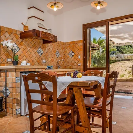 Anna E Cantina Vito Vicinissimi Riserva Dello Zingaro Scopello (Sicily)