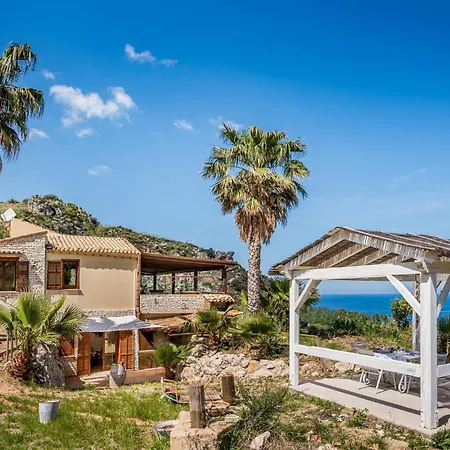 Anna E Cantina Vito Vicinissimi Riserva Dello Zingaro