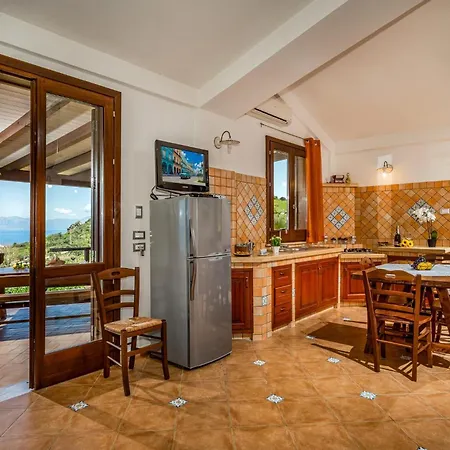 Anna E Cantina Vito Vicinissimi Riserva Dello Zingaro 別荘 スコペッロ