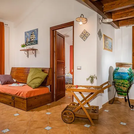 Holiday home Anna E Cantina Vito Vicinissimi Riserva Dello Zingaro Scopello (Sicily)