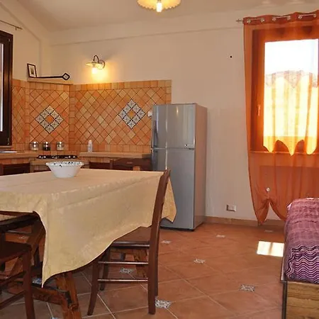 Anna E Cantina Vito Vicinissimi Riserva Dello Zingaro Holiday home
