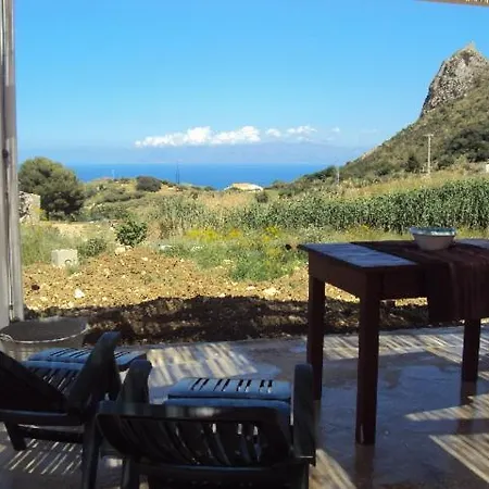 Anna E Cantina Vito Vicinissimi Riserva Dello Zingaro Holiday home Scopello (Sicily)