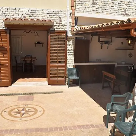 Holiday home Anna E Cantina Vito Vicinissimi Riserva Dello Zingaro *