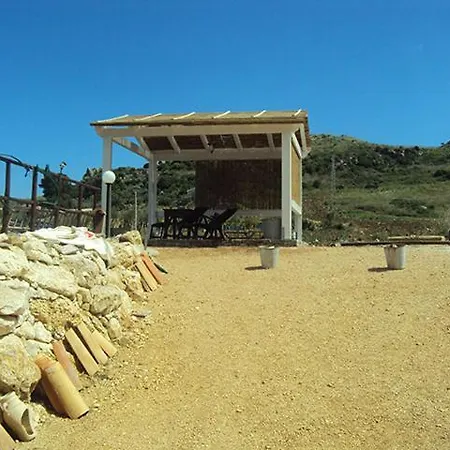 Anna E Cantina Vito Vicinissimi Riserva Dello Zingaro * Scopello (Sicily)